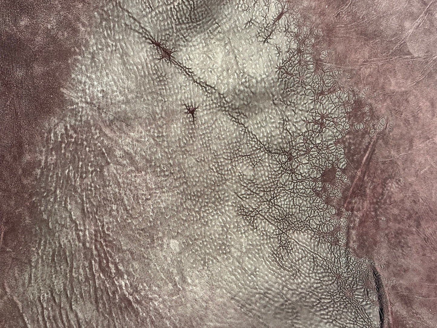 Horse leather Culatta 1,15 sqm. Col. Burgundy. 1.8-2.2 mm
