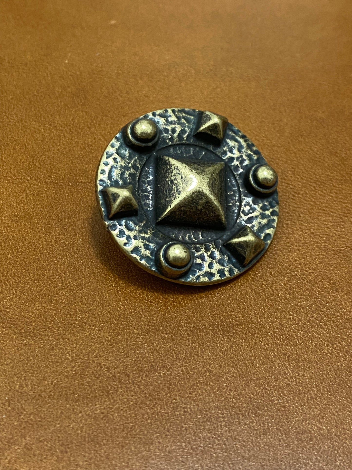 Zierniete Mittelerde 29 mm