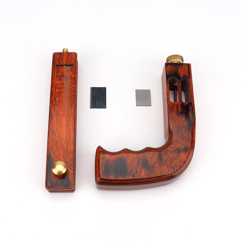 Kevin Lee Riemenschneider Pistolenform inkl. 2x Klingen. Skala bis 6cm Breite.