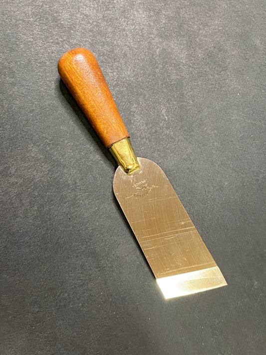 Vergez Blanchard sharpening knife with wooden handle