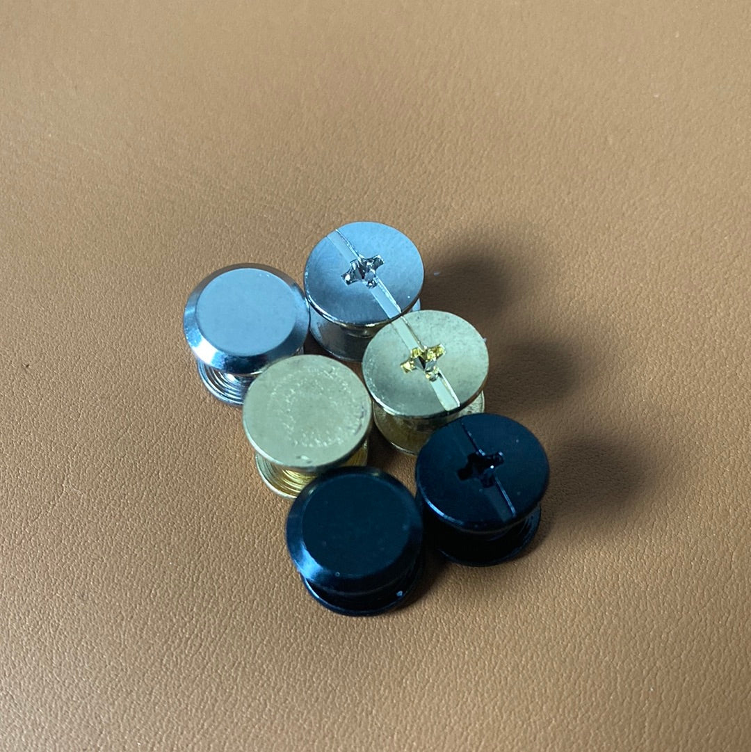 Buchschraube Schaft 5x5 mm. Schlitz o. Kreuz. Hülsenkopf 9mm