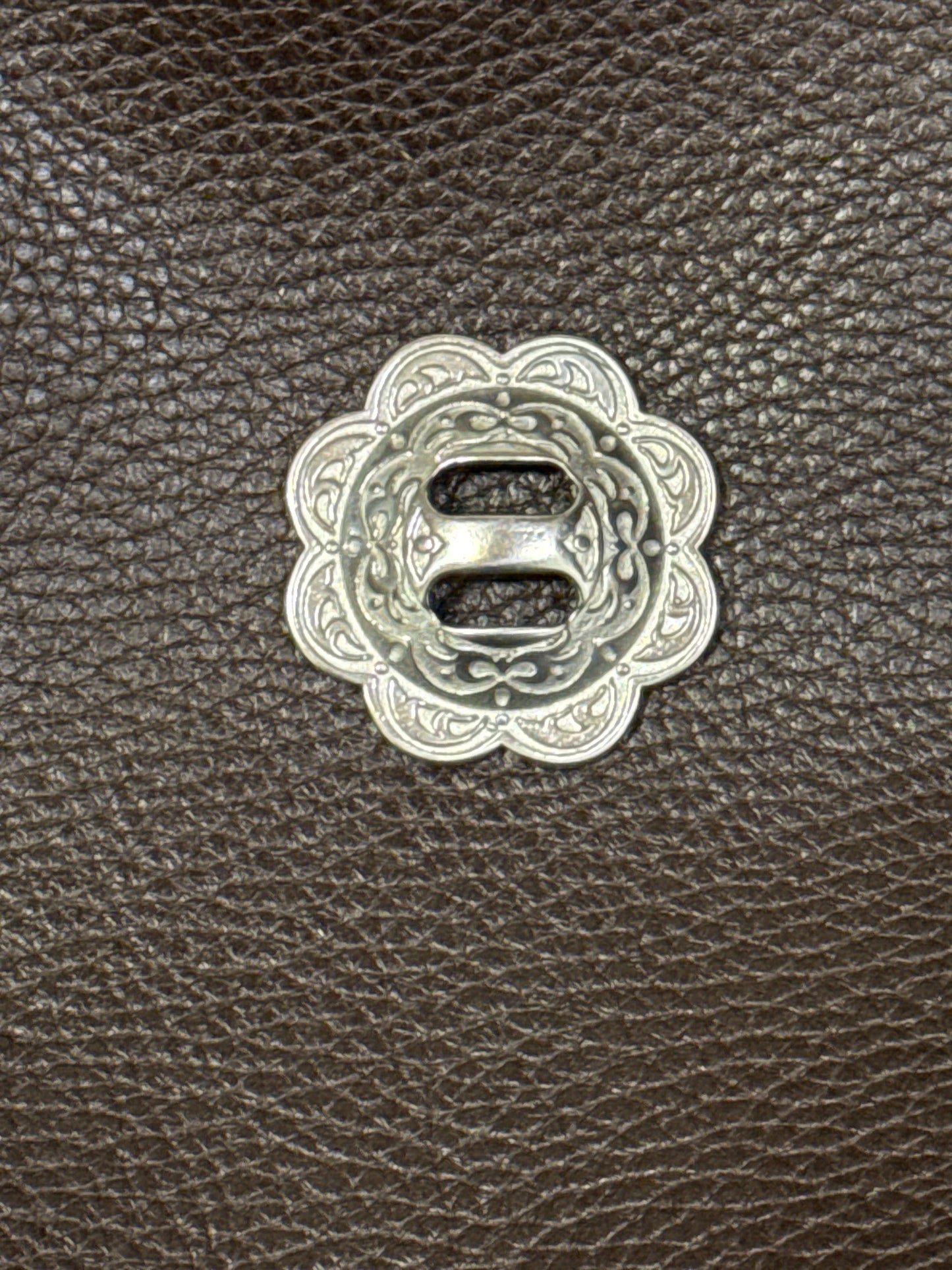 04200-Stainless Slotted Concho ohne Patina