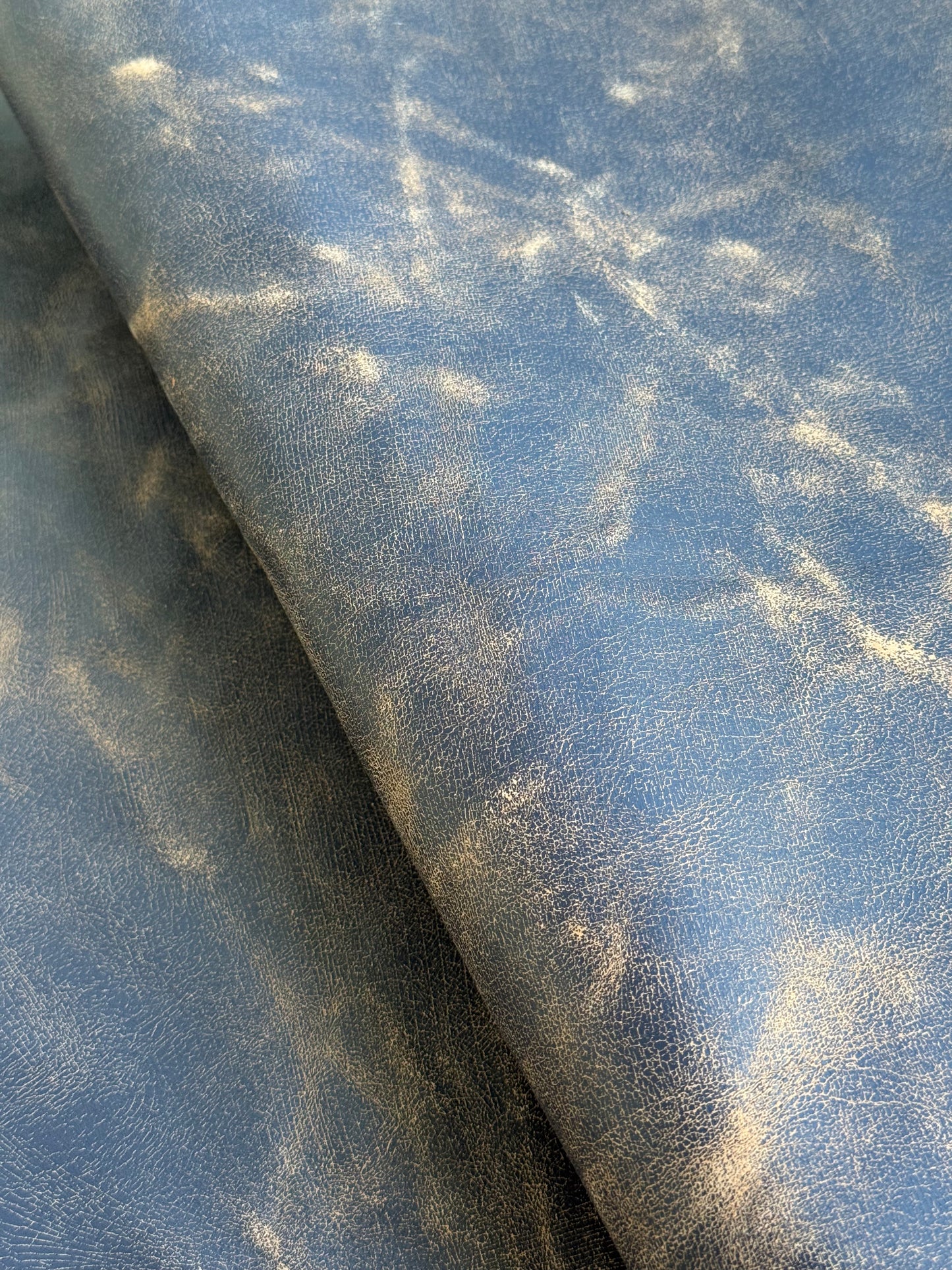 Leder Riemen Vintage geschliffen. Col. Jeans Blue. 2,8-3 mm 120 cm. Hals