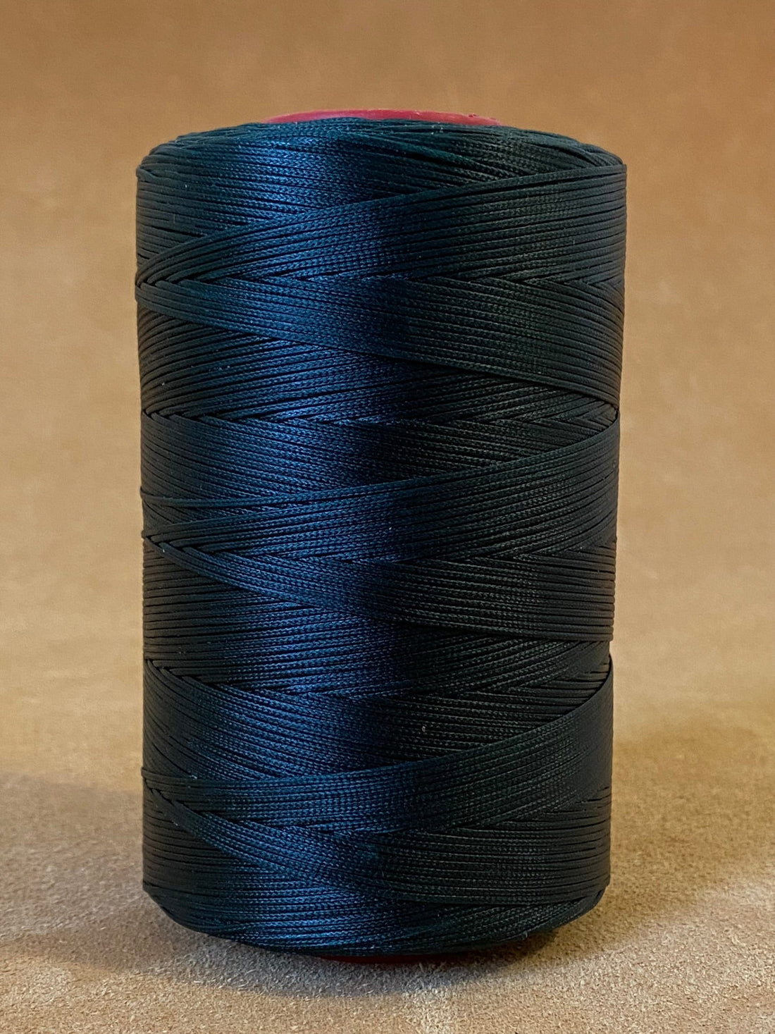 0.6 mm Ritza 25 tiger 50 m spool | Sewing thread for leather, waxed. Hand stitch, flat shape