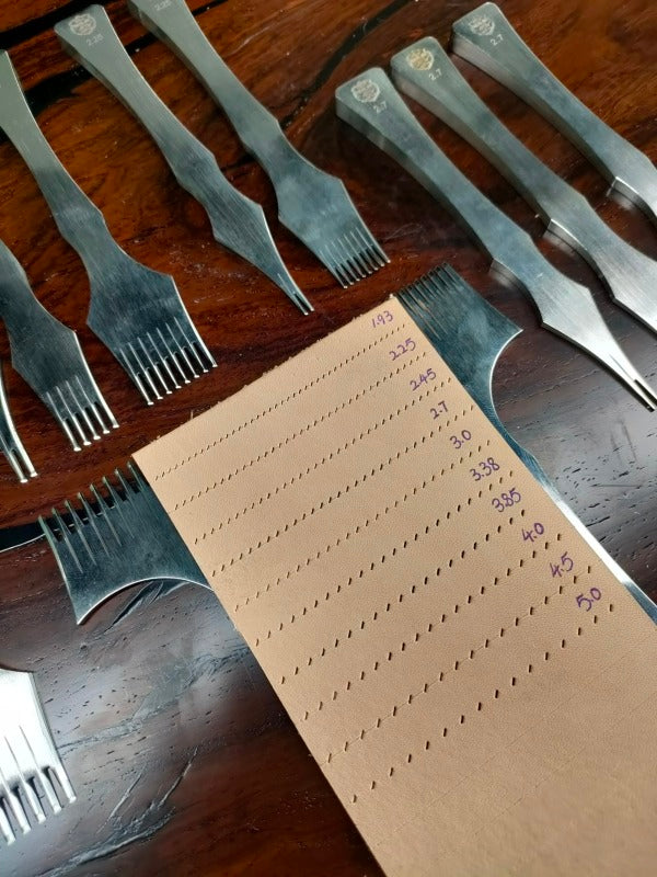 Set de 2 Kevin Lee Premium Prickeisen forma francesa.