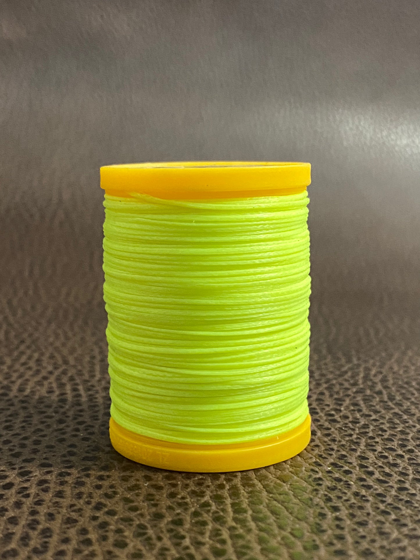 Luminous braid | 0,6 mm | waxed thread - flat -