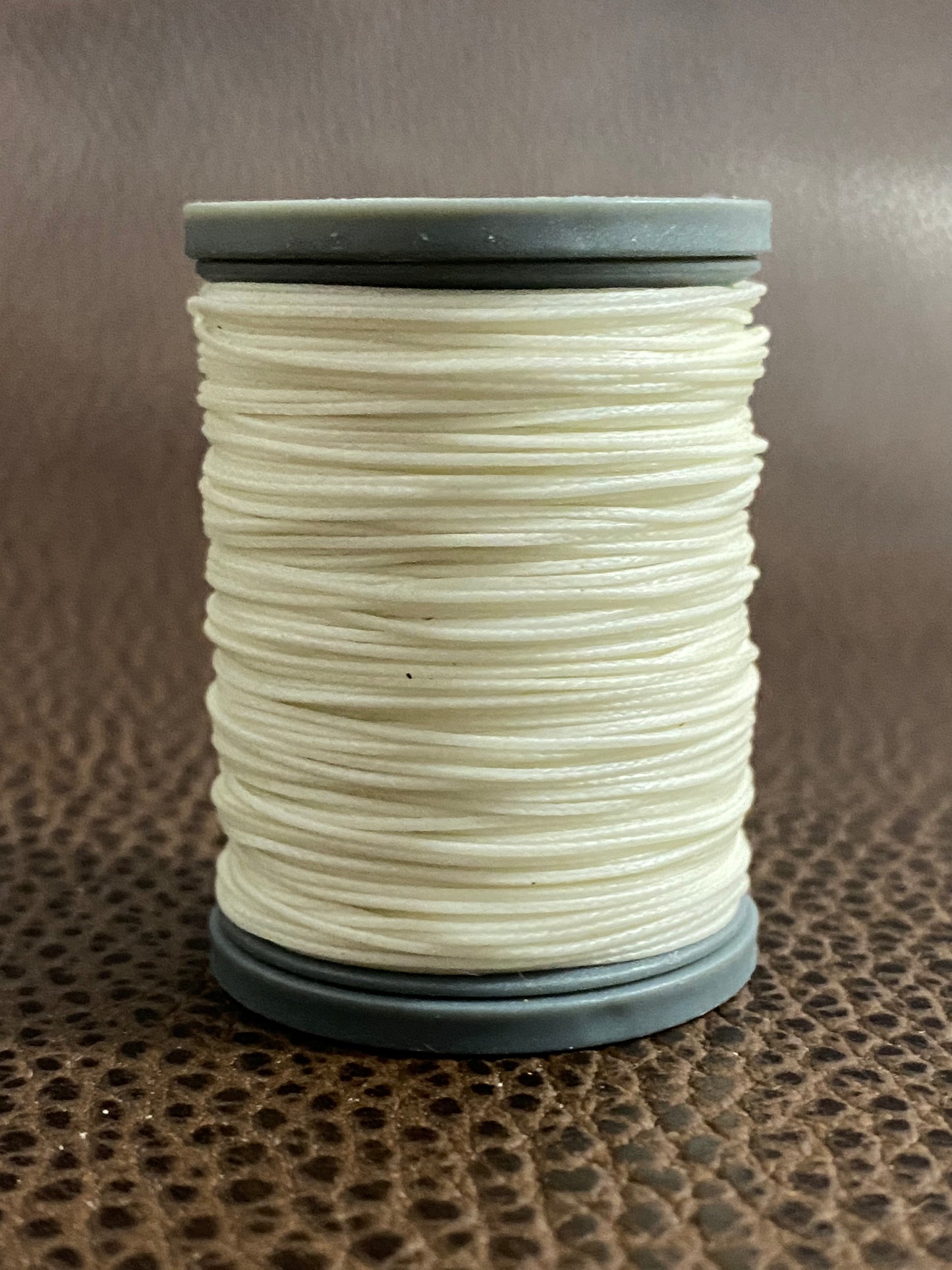 Luminous braid | 0,6 mm | waxed thread - flat -