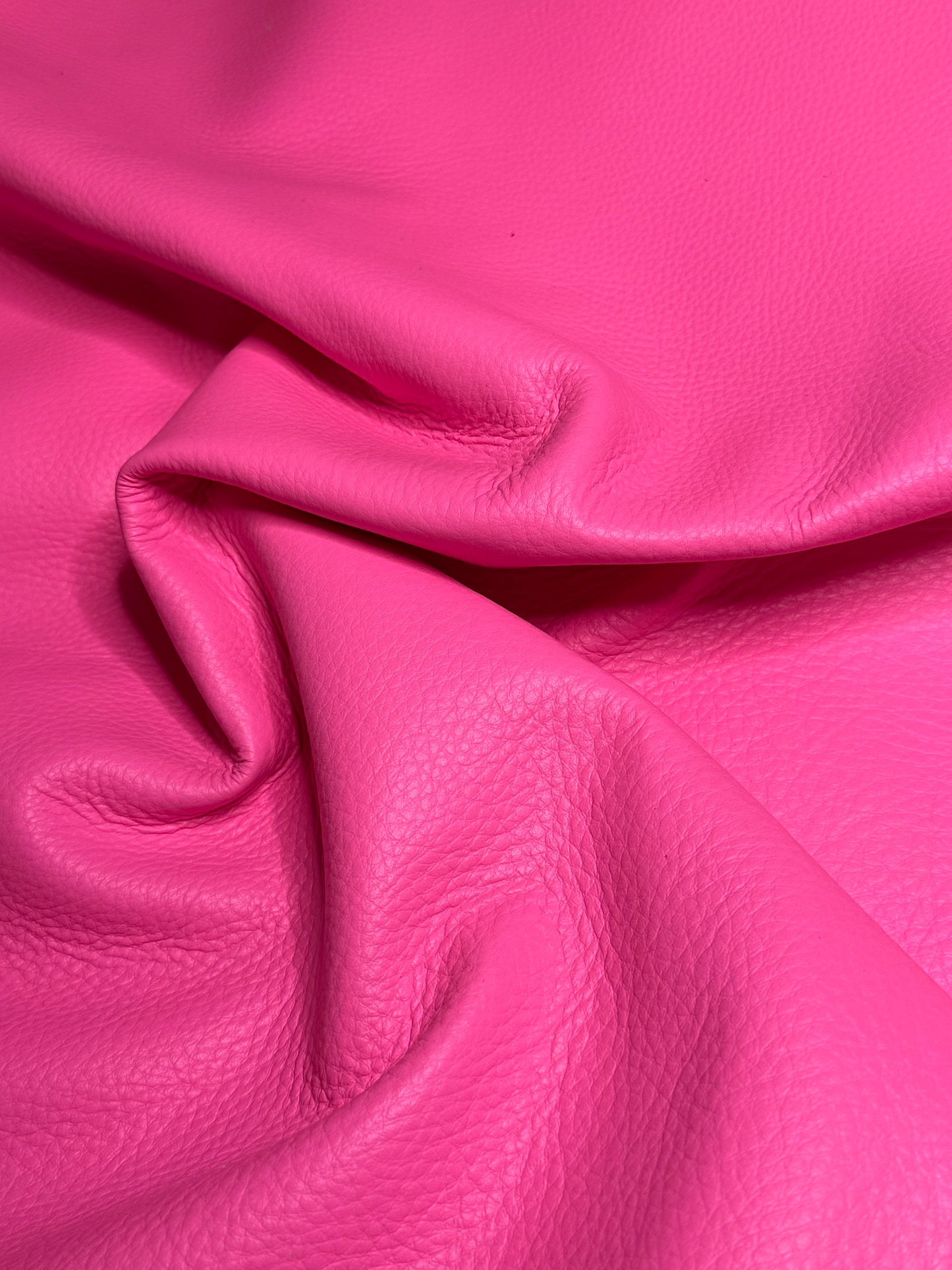 Kalbnappa Pink 1,2mm. Breite 70-80 cm. Zentimeterware.
