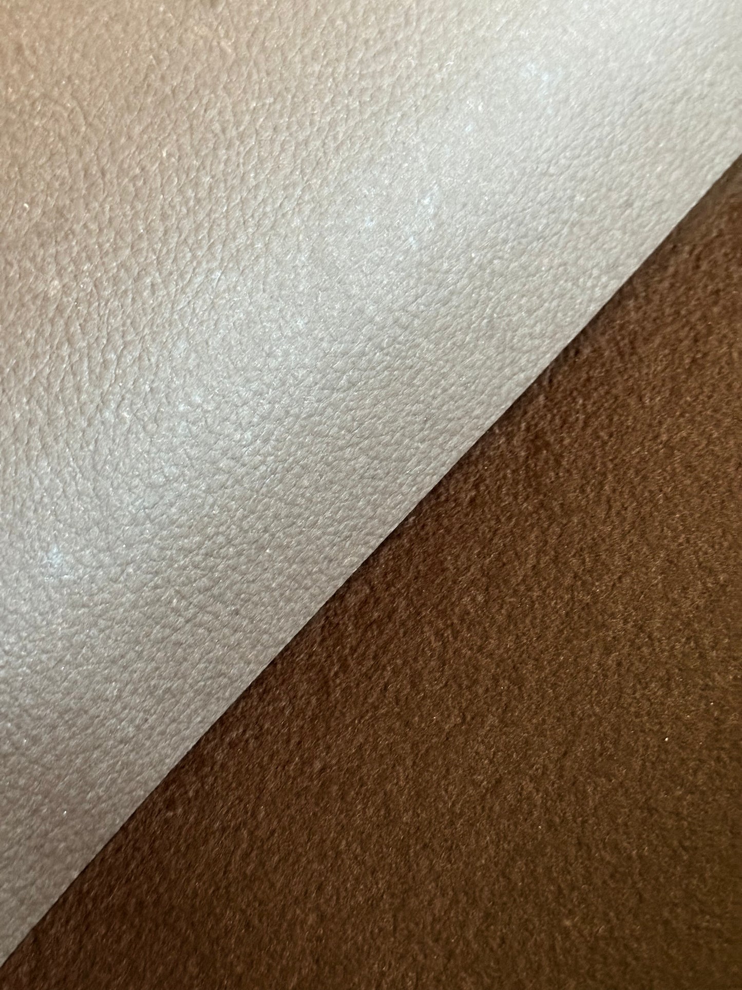 LOVR™ "Embossed" 0,8 mm col. Brown 60x40 cm