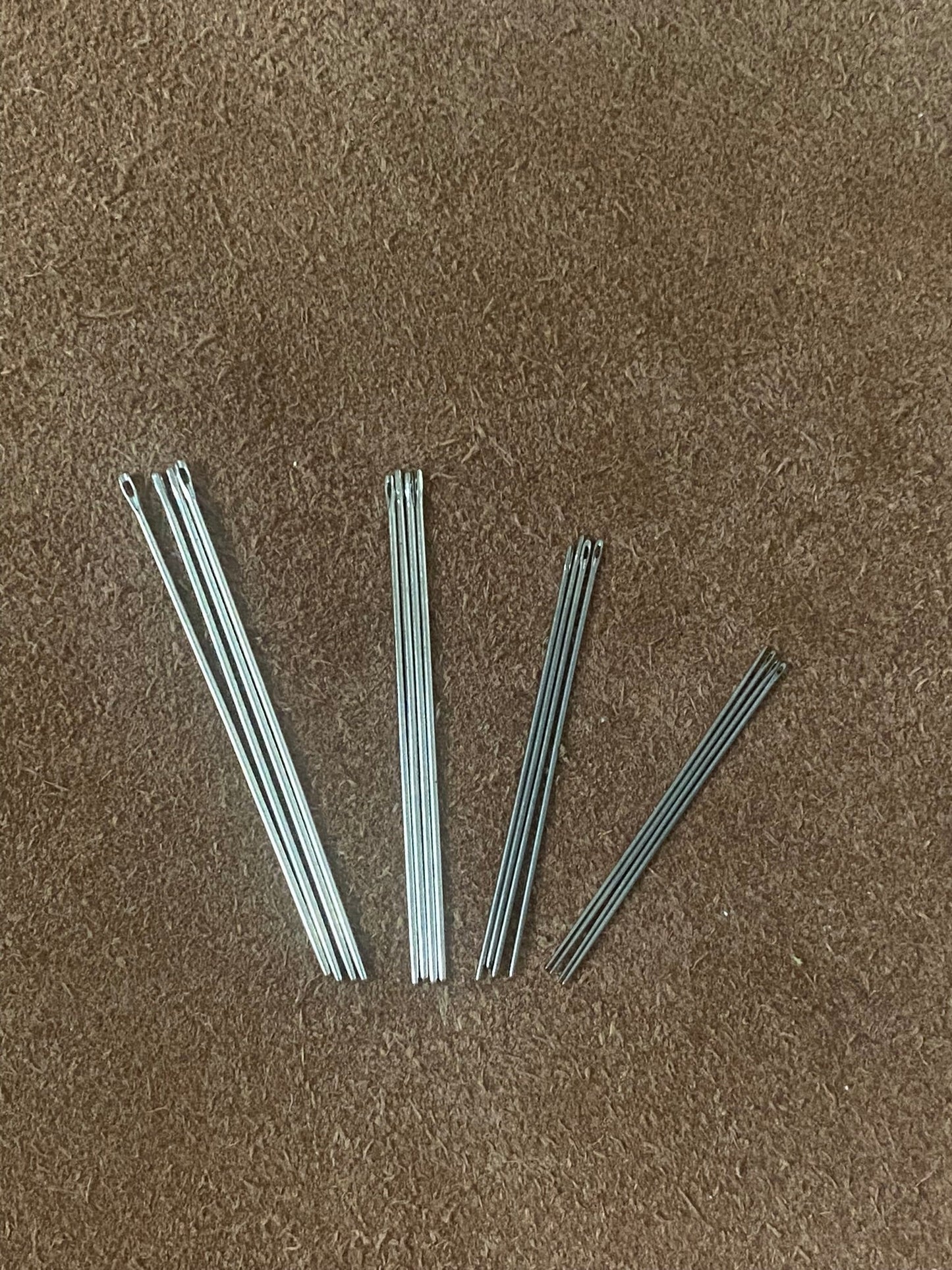 10 Stück Sattlernadel stumpf | System S+U | Gr. 1 - 2/0 - 4/0 - 3 -5 - 7. Deutsche Ware.