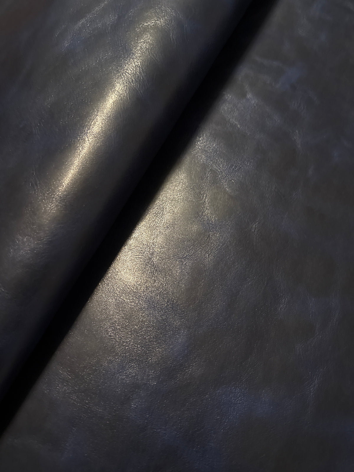 Horween Leder - Derby „Ink“ 5-6 Oz. 2-2,2mm