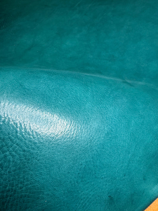 Leder Riemen gemillt glänzend Pale Teal 3-3,5 mm  150 cm. Hals