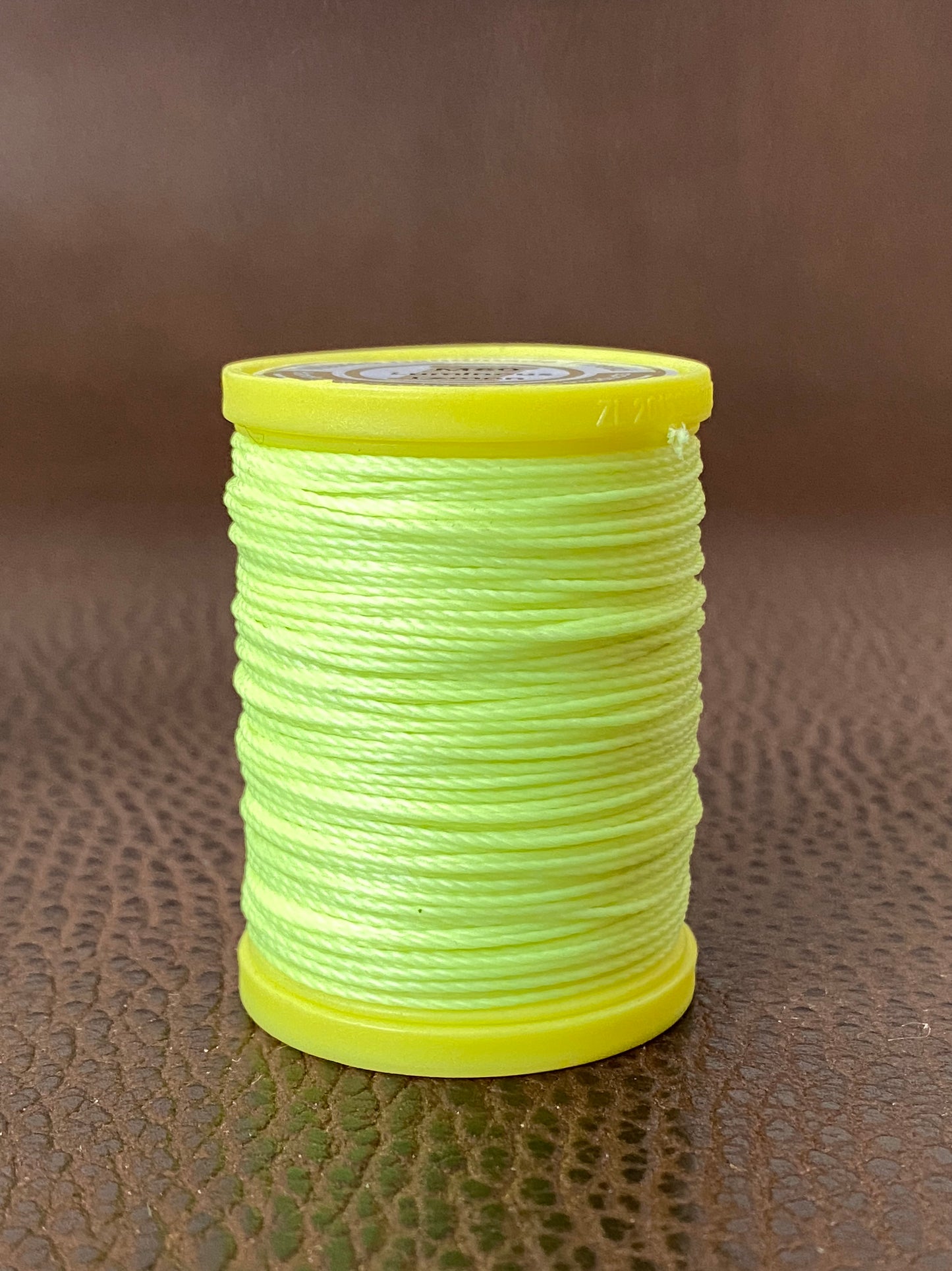 Luminous Twist | 0.6mm | waxed yarn - round -