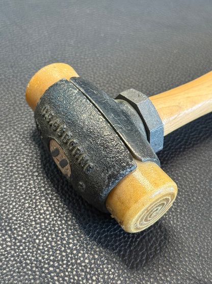 C.S. Osborne No. 394 – Split Head Hammer 1 1/2" 38 mm. 950 gr.