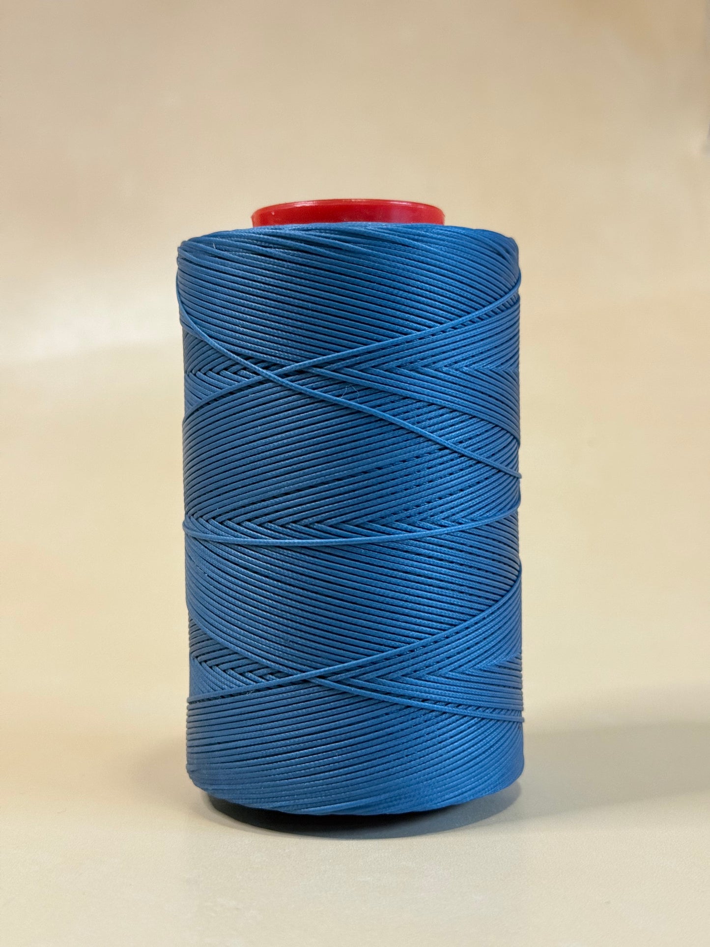 0,6 mm Ritza 25 tigre 100 m Espule | Hilo de coser para cuero, encerado. Puntada a mano, forma plana.