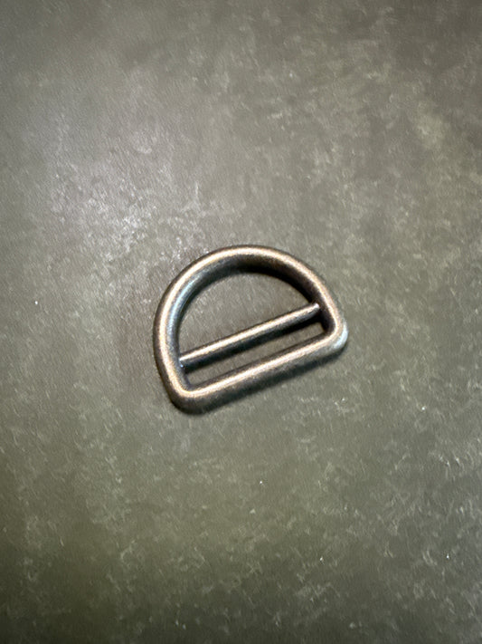 Doppelter D-Ring 25 mm Durchlass, Antique Brass. Zink. 4 mm stark