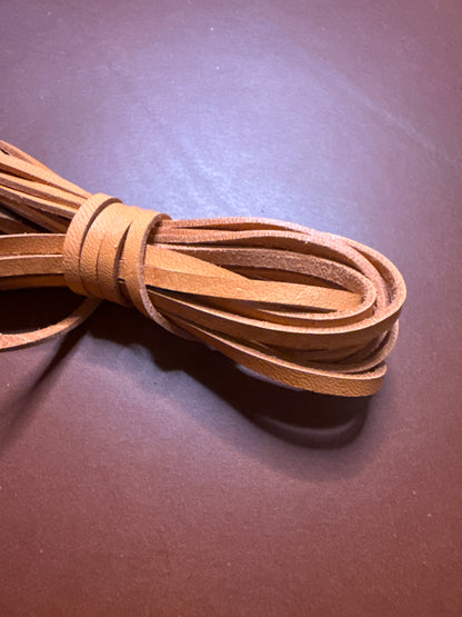Flechtband aus Känguruleder 3mm. Leather lace. 1 Meter