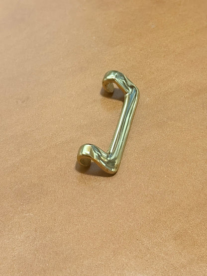 Sam Browne Hook Bar, Messing