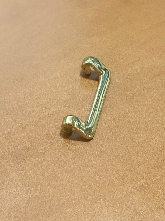Sam Browne Hook Bar, Messing