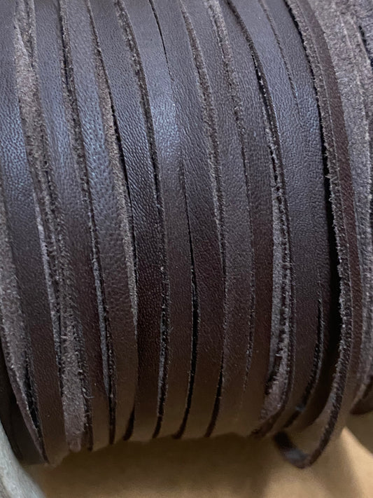 Flechtband col. Braun aus Känguruleder. Leather lace. 3mm