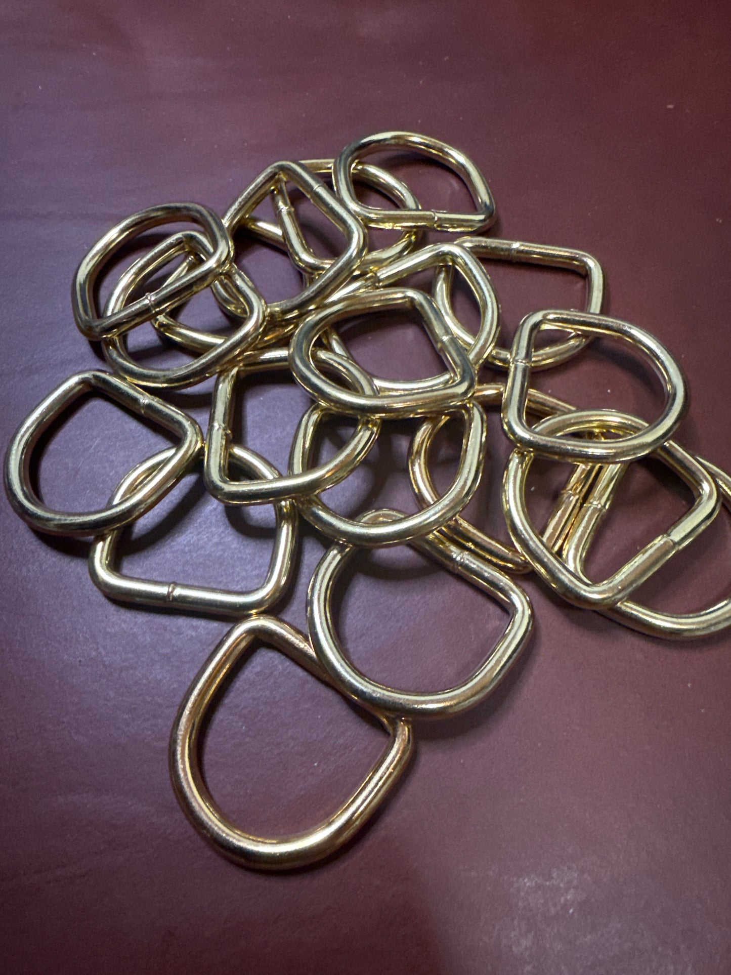 D-Ring Stahl vermessingt, 30 mm x 28 x 5,0 mm.