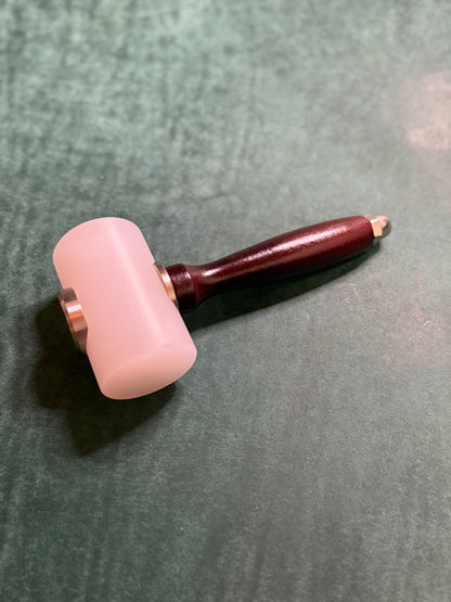 Punzierhammer aus PVC