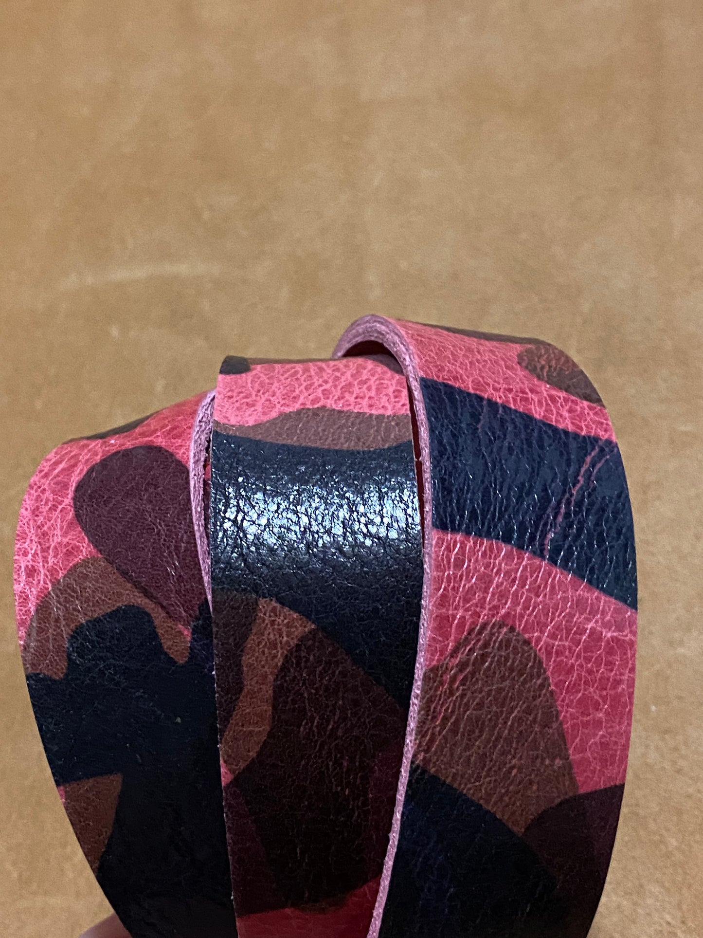 Riemen Camouflage Pink 3,8 - 4 mm | 130-135 cm