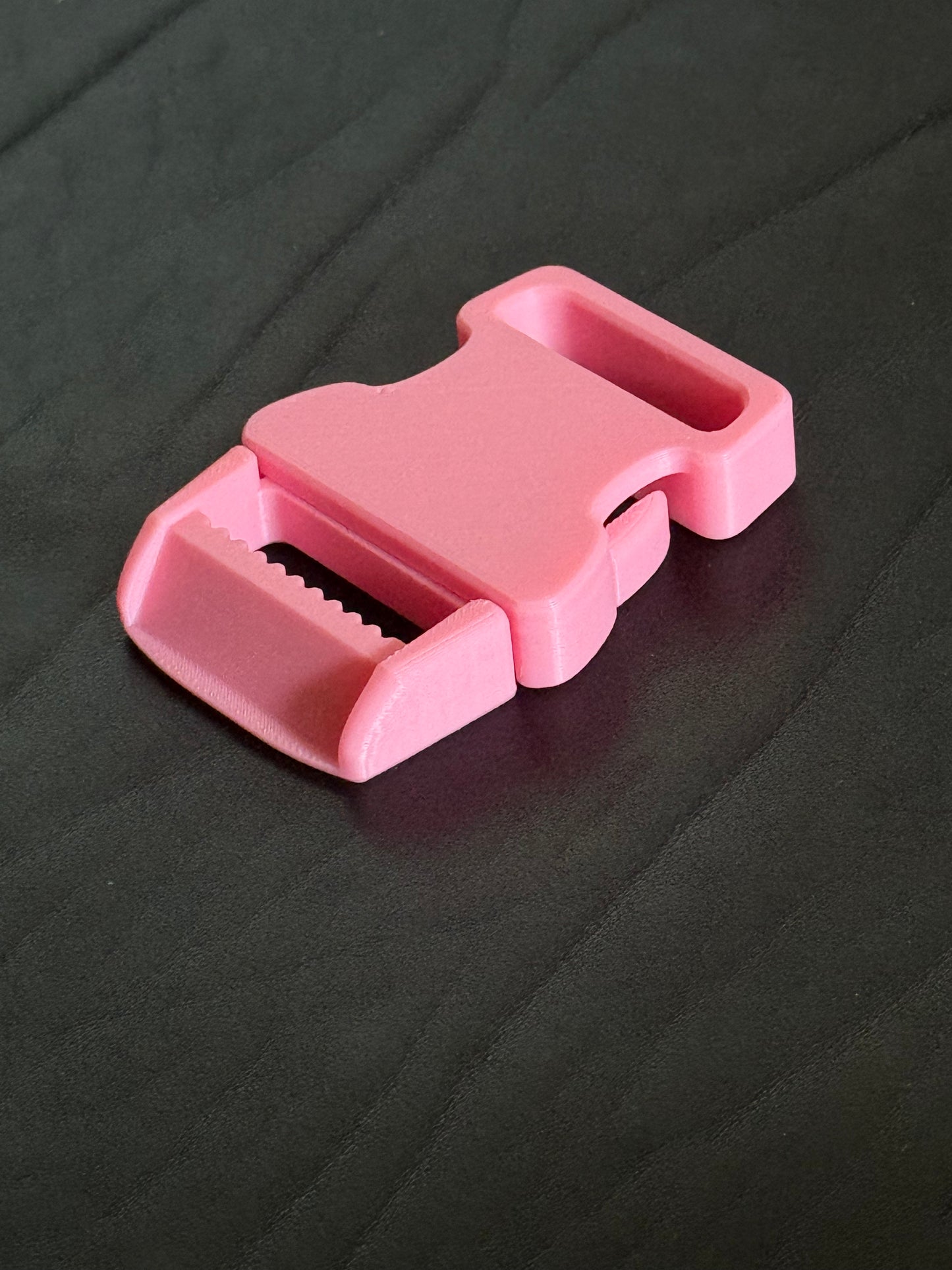 Snap Buckles plant based PLA Bioplastic.
