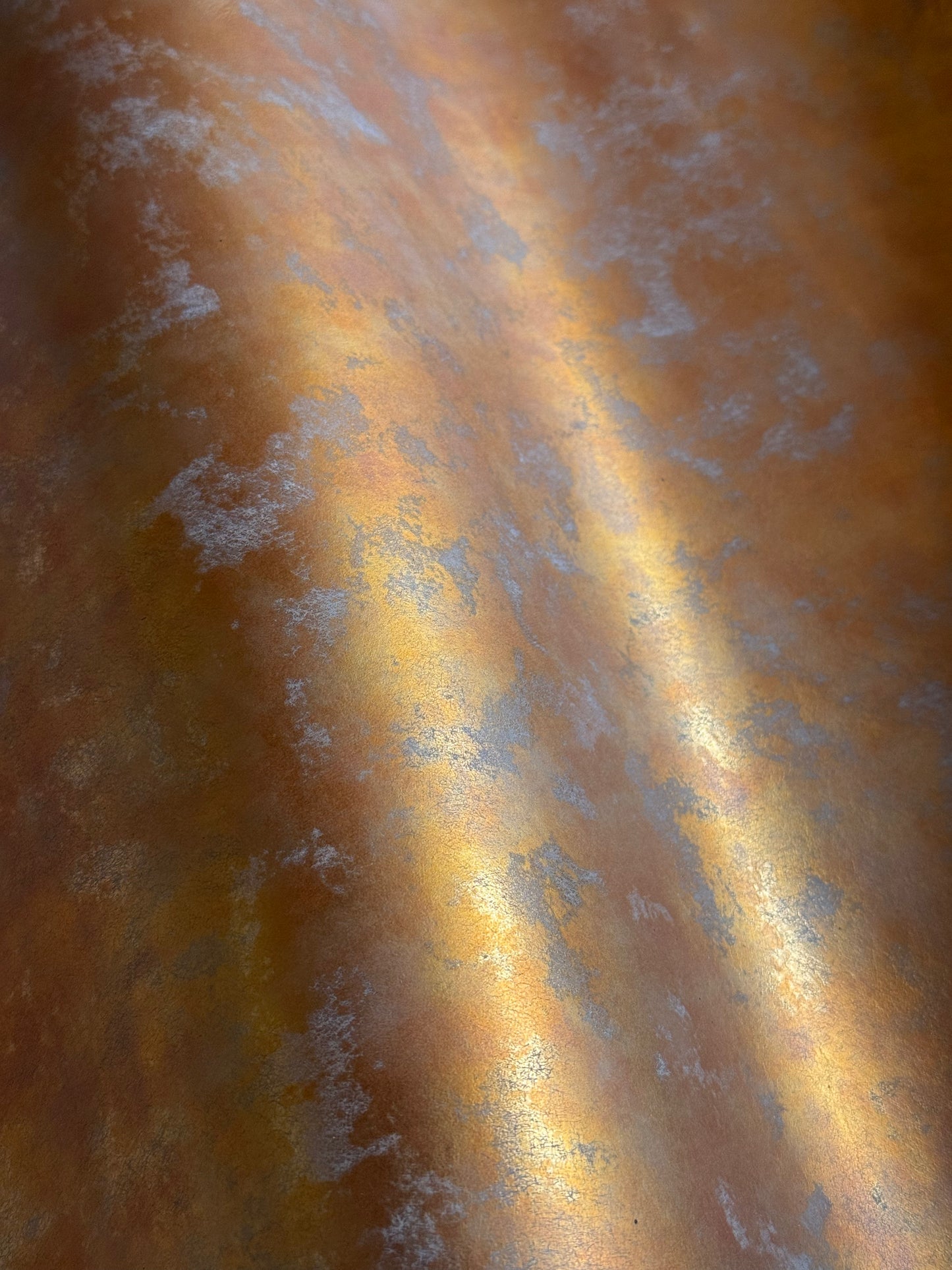 Gold marbled leather 1.4-1.6mm, vegetable tanning