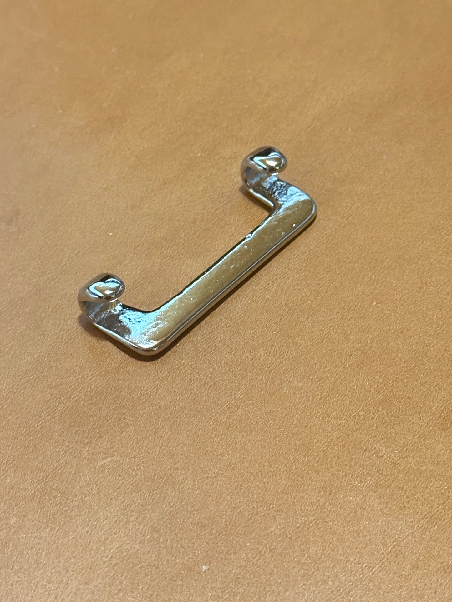 Sam Browne Hook Bar, Nickel