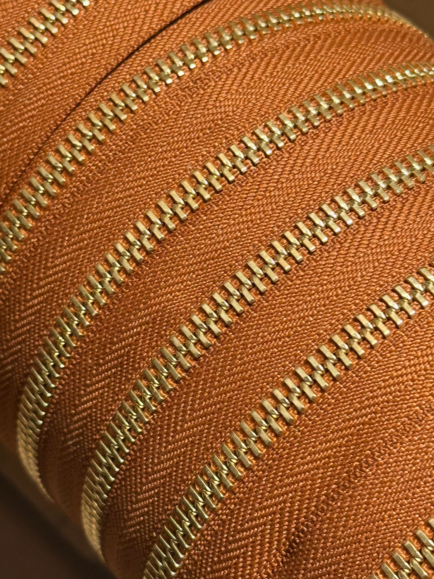 YKK Excella® Cognac 079-Gold. Größe 5 (5mm). Meterware. 1-Way