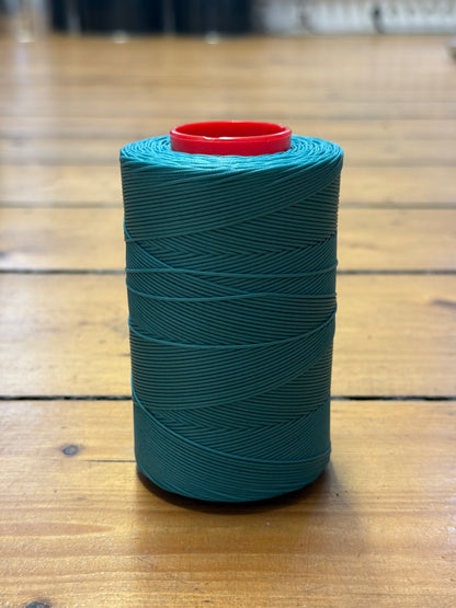 0,8 mm Ritza 25 tiger 50 m Spule | Nähgarn für Leder, gewachst. Handstich, flache Form