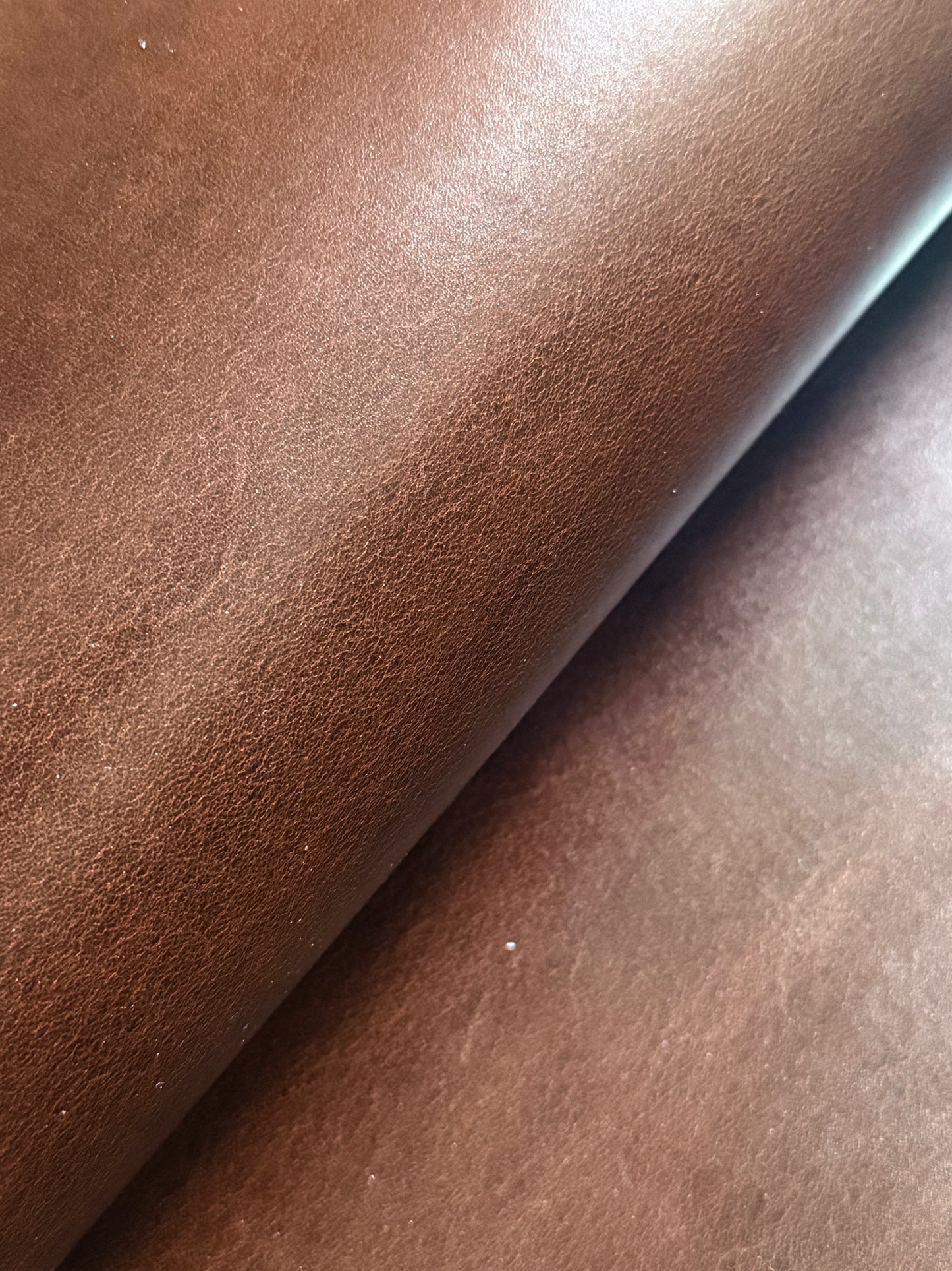 Luxury waxed leather straps. Color "Bordeaux" 4.0-4.2mm. 140cm. Croupon. Waxed bridle leather