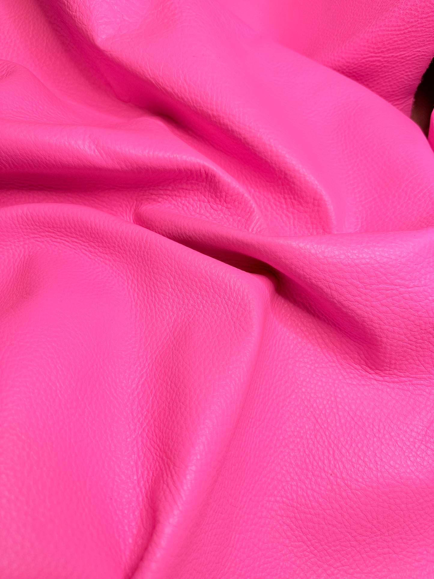Kalbnappa Pink 1,2 mm. Breite 70-80 cm. Zentimeterware.